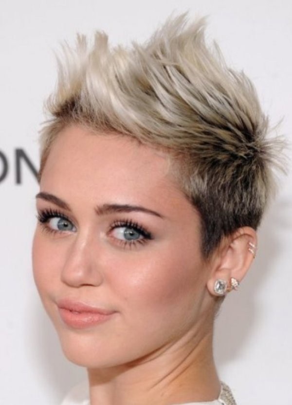 cortes de pelo corto para las mujeres originales 2017 - 2018 de la siguiente manera: una foto, las ideas strizhekOriginalnye breves cortes de pelo corto para las mujeres 2017 - 2018 de la siguiente manera: foto, ideas cortes de pelo corto (2017 2018, pelo corto) cortes de pelo corto pelo corto para las mujeres originales 2017 - 2018 de la siguiente manera: una foto, las ideas strizhekOriginalnye breves cortes de pelo corto para las mujeres 2017 - 2018 de la siguiente manera: una foto, cortes de pelo corto de ideas