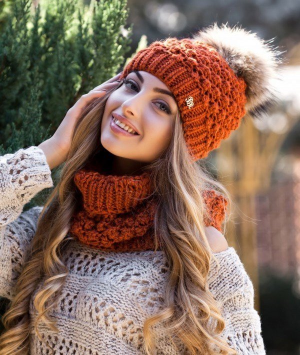 Зимние шапки для женщин 2019-2020 года: фото, модели, тренды