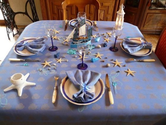 Servir la mesa de vacaciones: lo agradable a poner la mesa en el hogar - tabla de vacaciones fotoServirovka: lo agradable a poner la mesa en el hogar - una foto (fondo https, https ledysoveti) https fondo Vector de la porción vacaciones: lo agradable a poner la mesa en el hogar - tabla de vacaciones fotoServirovka: lo agradable a poner la mesa en el hogar - foto