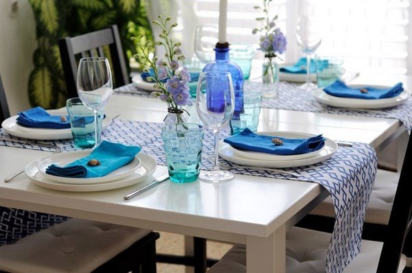 Сервировка праздничного стола: как красиво сервировать стол в домашних условиях - фото