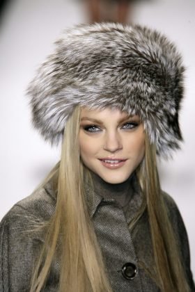 Sombreros de invierno para las mujeres 2017 - 2018 de la siguiente manera: una foto, un modelo trendyZimnie sombreros para las mujeres 2017 - 2018 de la siguiente manera: foto, modelos, tendencias (fondo https) fondo https Sombreros de invierno para las mujeres 2017 - 2018 de la siguiente manera: una foto, un modelo trendyZimnie sombreros para las mujeres 2017 - 2018 de la siguiente manera: foto, modelos, tendencias