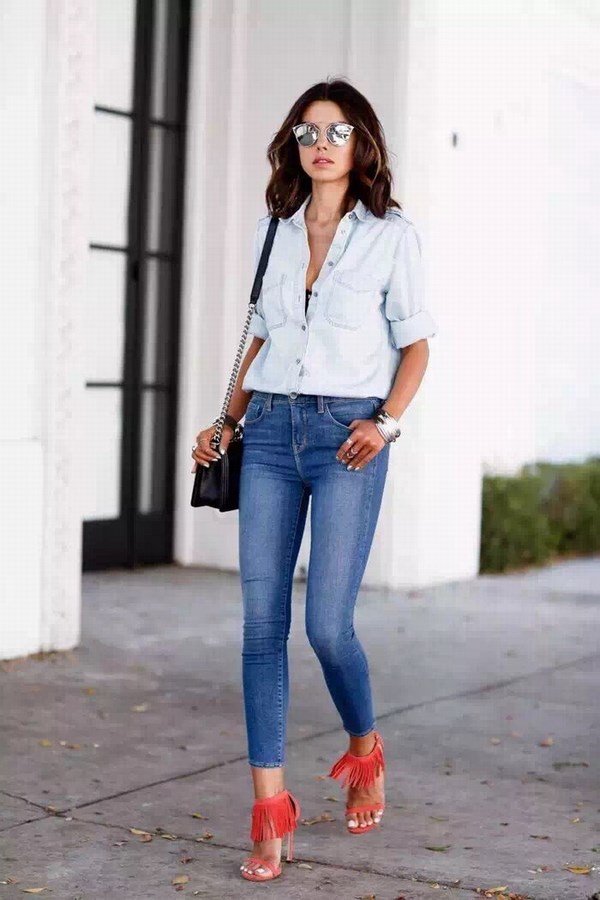 Denim Jeans 2017-2018 año, foto, los pantalones vaqueros novinkiModnye 2017-2018 años, fotos, noticias (2017-2018 años, de talle alto) pantalones vaqueros de talle alto Moda 2017-2018 año, foto, los pantalones vaqueros novinkiModnye 2017-2018 años, fotos, noticias