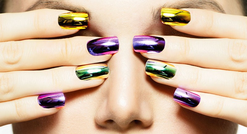 Un encantador manicura espejos 2017-2018: fotos, las ideas del espejo de espejos manikyuraVoskhititelny manicura 2017-2018: fotos, las ideas reflejadas manicura (2017-2018 años, manicura 2017-2018) 2017-2018, los espejos manicura deliciosas 2017-2018: fotos, las ideas del espejo de espejos manikyuraVoskhititelny manicura 2017-2018: fotos, las ideas reflejadas manicura