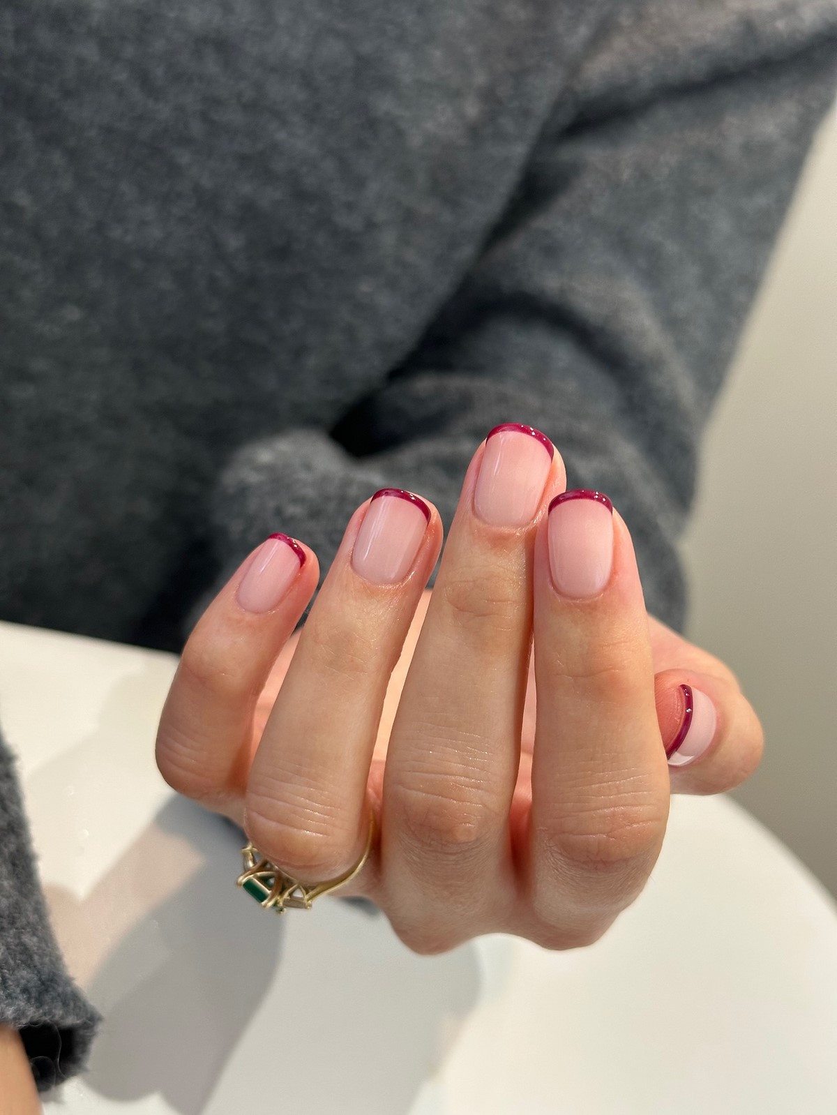 Маникюр на короткие ногти 2026 с эффектом дорогого салона