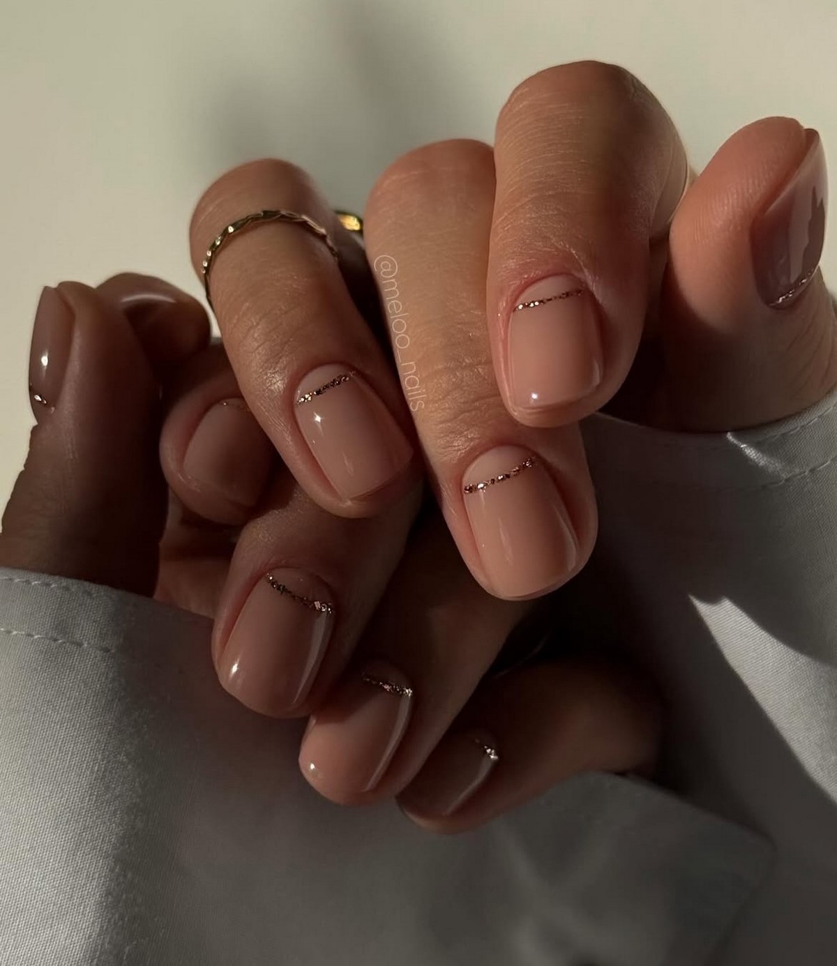 Маникюр на короткие ногти 2026 с эффектом дорогого салона