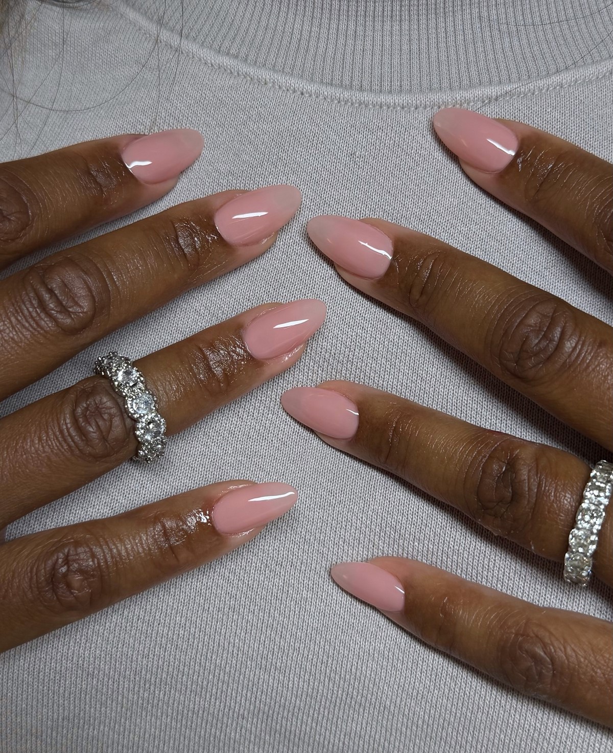 Самый незаметный маникюр, который выглядит дороже всех