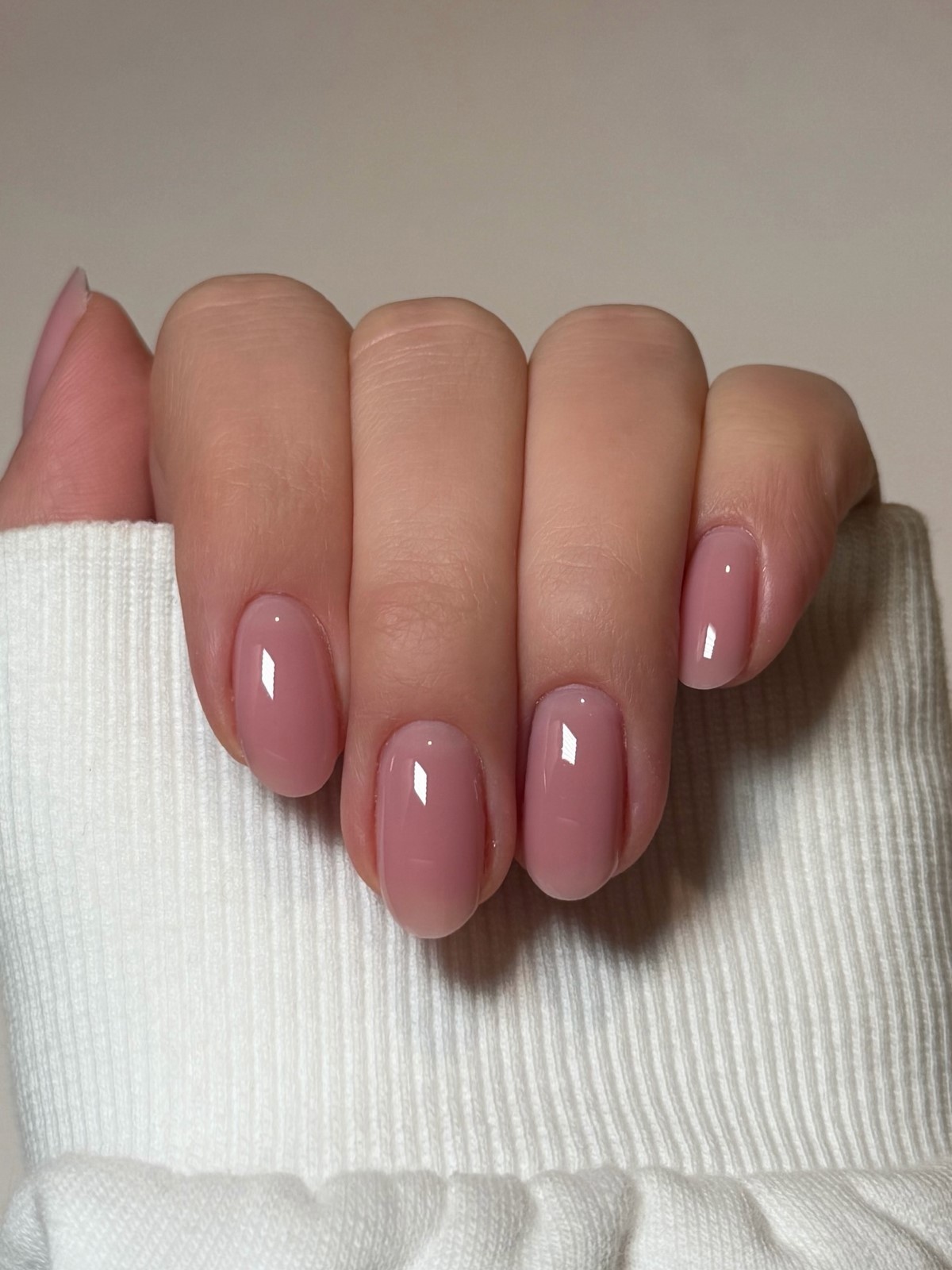 Самый незаметный маникюр, который выглядит дороже всех