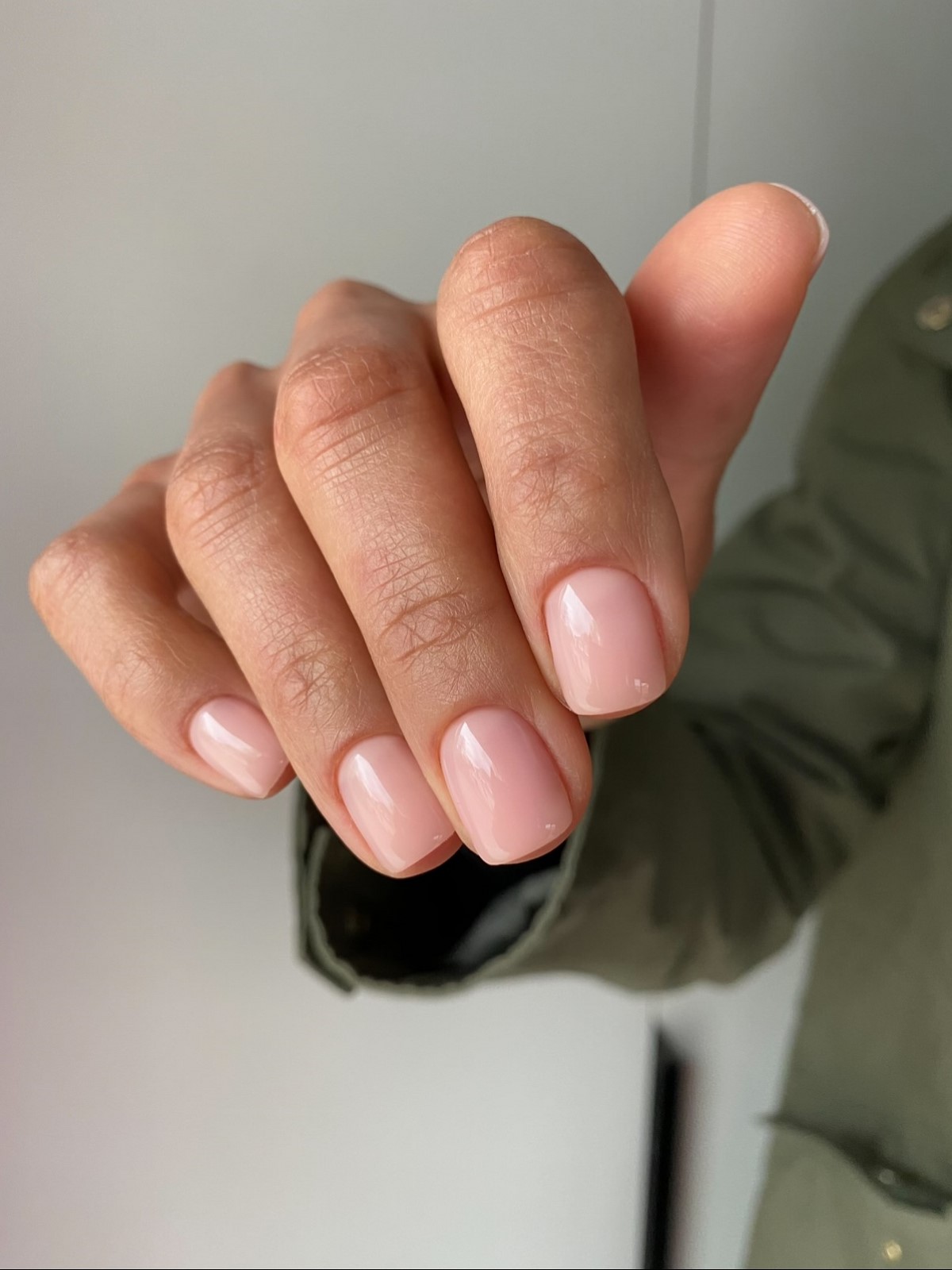 Самый незаметный маникюр, который выглядит дороже всех