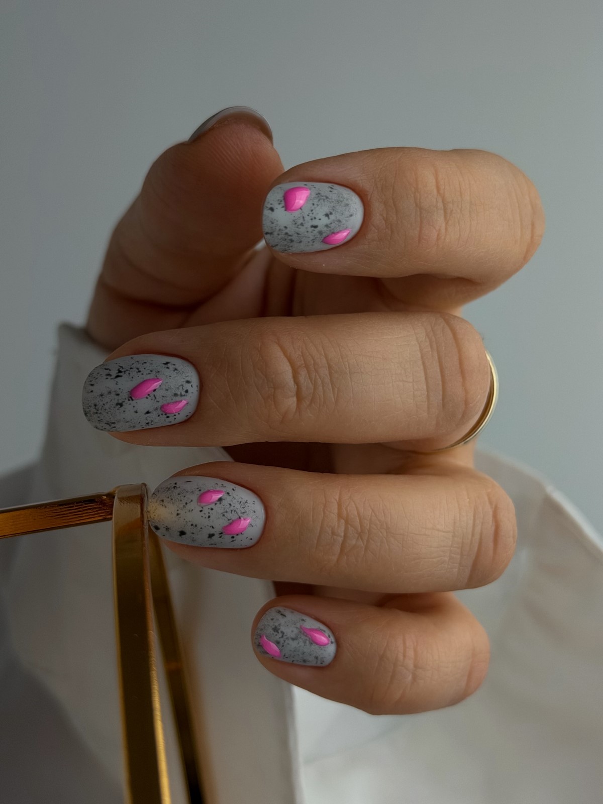 Маникюр 2026: чистый дизайн, который делает руки элегантнее