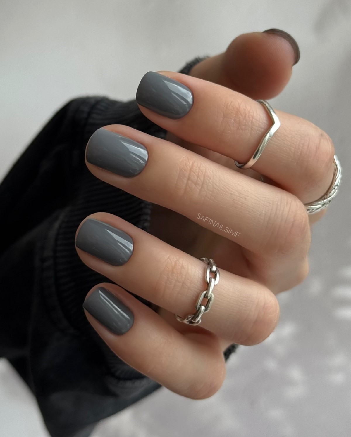 Весенний маникюр 2026: 7 оттенков, которые выглядят дороже нюда