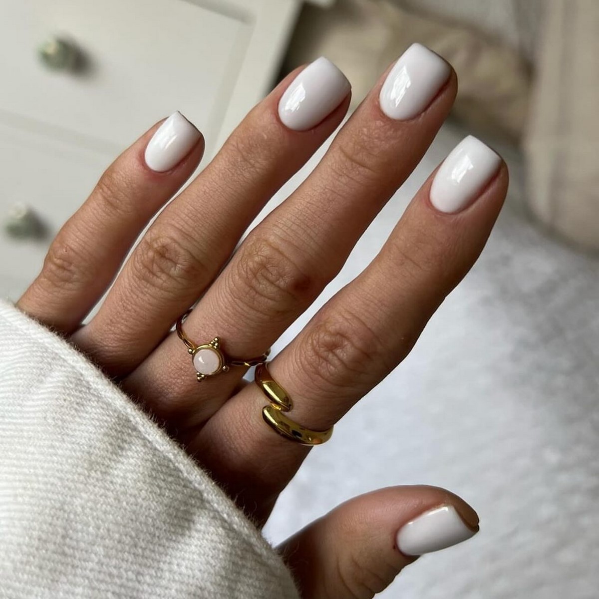 Маникюр 2026: чистый дизайн, который делает руки элегантнее