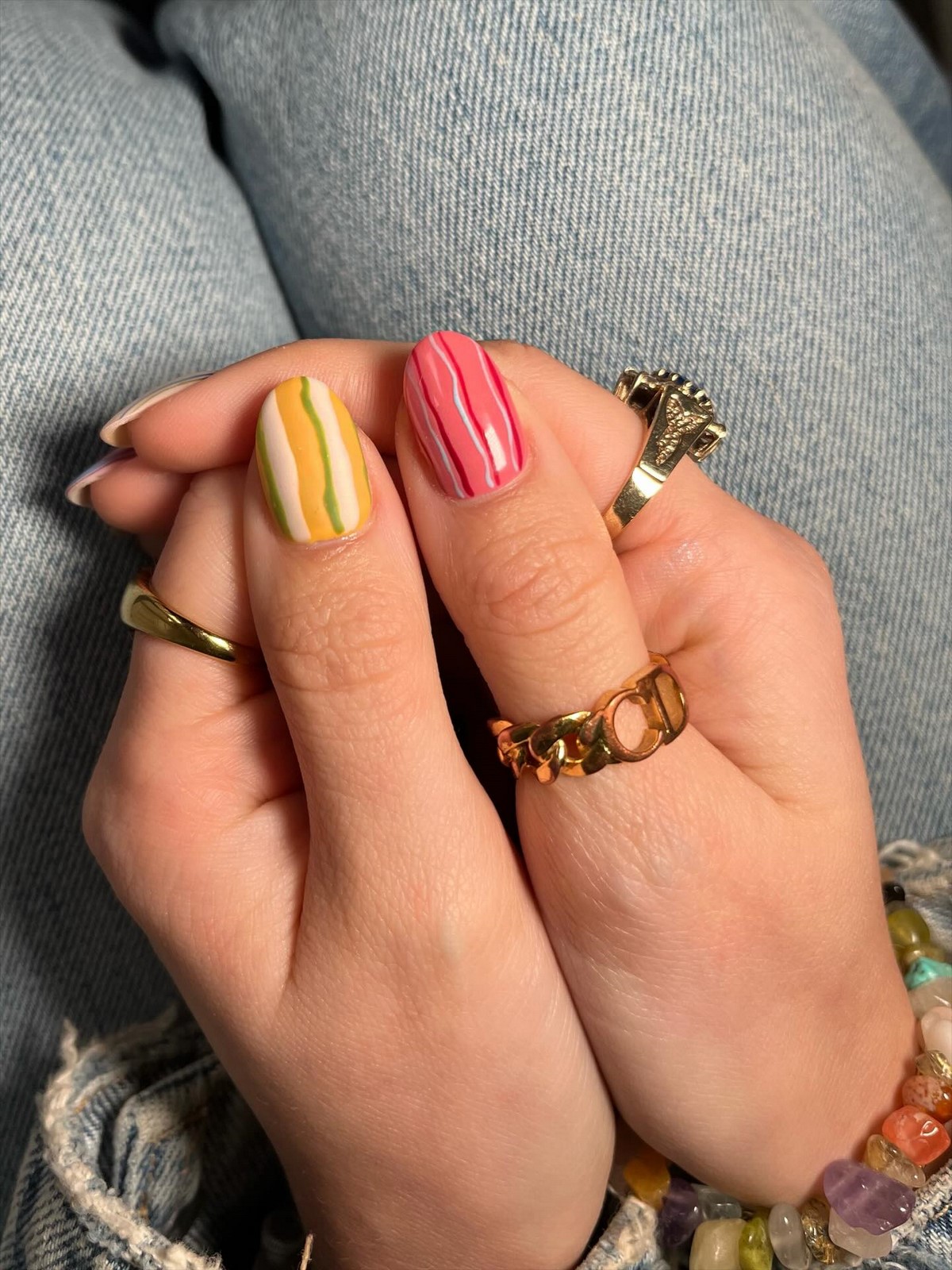 Маникюр весны 2026: оттенки, которые делают руки моложе и элегантнее