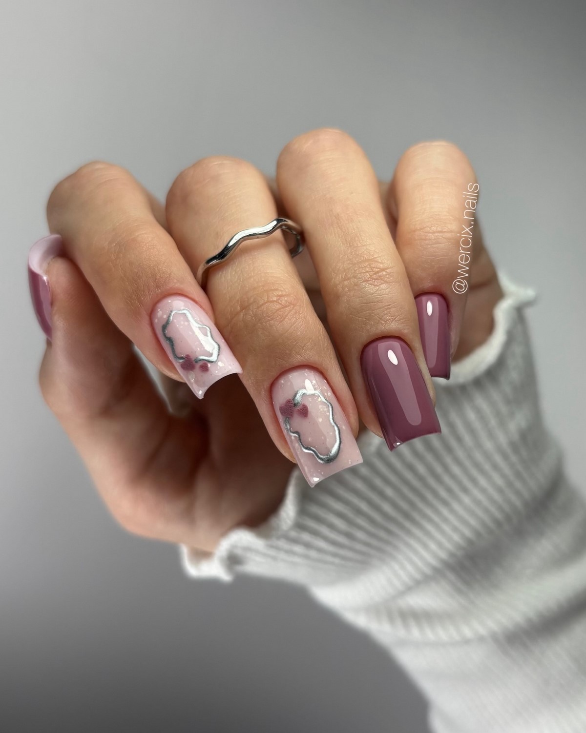 Маникюр весны 2026: оттенки, которые делают руки моложе и элегантнее