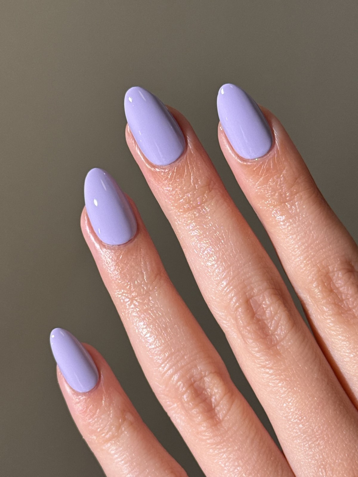 Пастельный маникюр весны 2026: самые свежие оттенки сезона