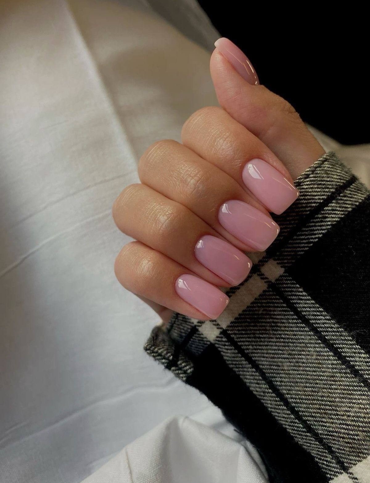 Весенний маникюр 2026: 7 оттенков, которые выглядят дороже нюда